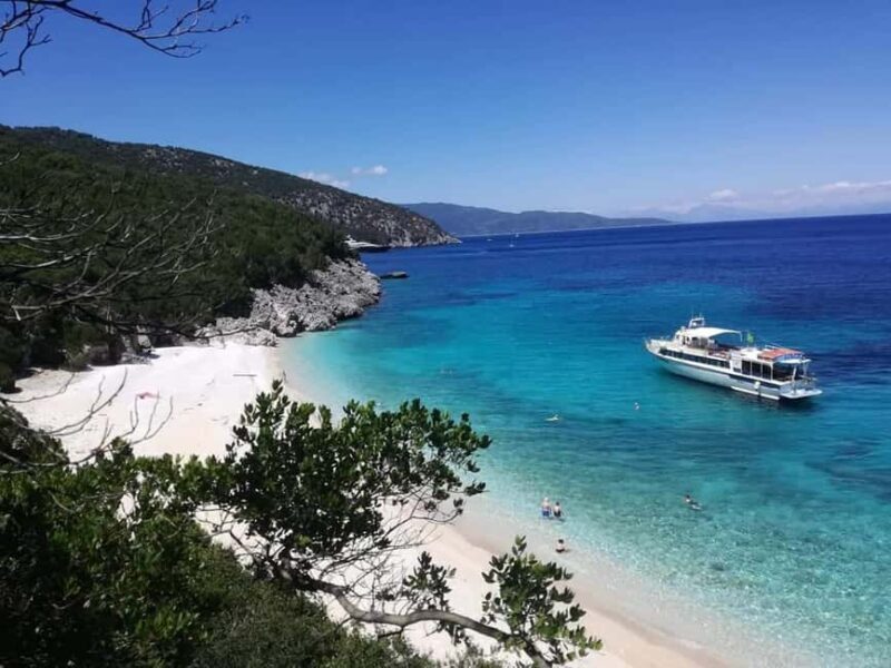 From Kefalonia: Ihaca boat tour with swimming - Key Points