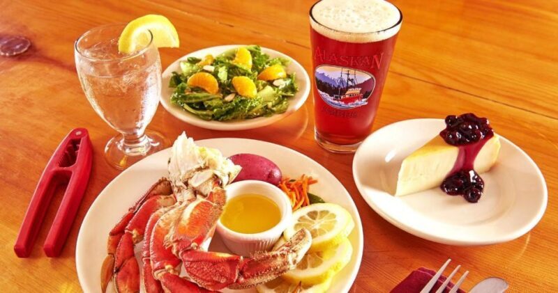 From Ketchikan: Crab Feast Lunch at World Famous Lodge - The Atmosphere and Service
