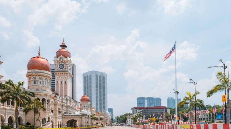 From KLIA or Port Klang: Kuala Lumpur Transit Tour - A Deep Dive into the Kuala Lumpur Transit Tour