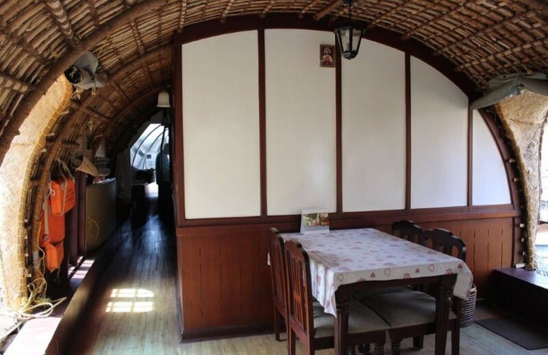 From Kochi: 2-Day 1-Night Alappuzha Private Houseboat Cruise - FAQ