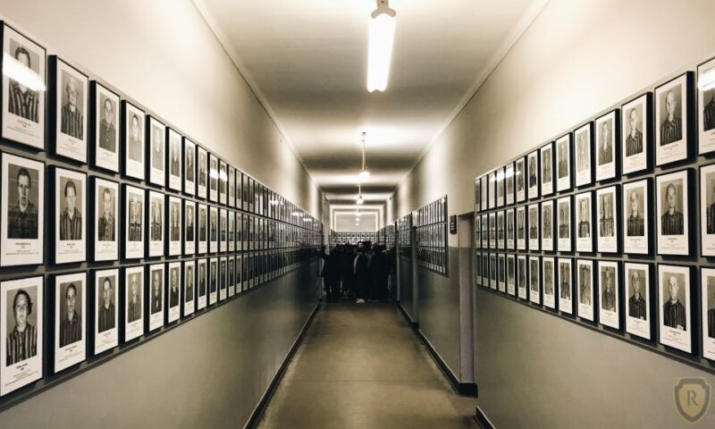 From Krakow: Auschwitz and Wieliczka Salt Mine Full-Day Trip - Discovering Wieliczka Salt Mine: A Subterranean Marvel
