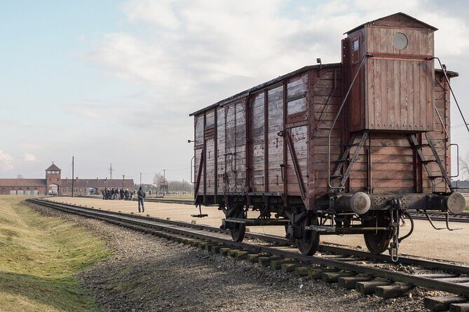 From Krakow: Auschwitz-Birkenau: Guided Tours & Private Transport - Detailed Breakdown of the Itinerary