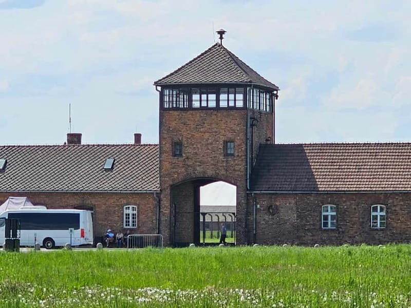 From Krakow: Auschwitz-Birkenau & Wieliczka Salt Mine Tour - An In-Depth Look at the Krakow Auschwitz-Birkenau & Wieliczka Salt Mine Tour