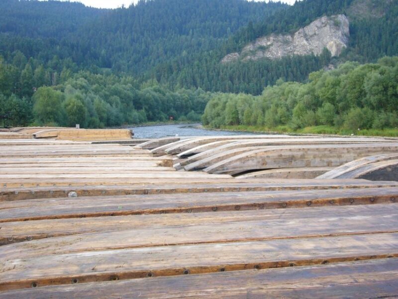 From Krakow: Dunajec River Gorge Wooden Raft River Cruise - Who Will Love This Tour?
