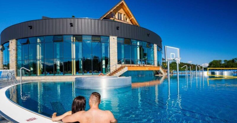 From Krakow: Full-Day Chocholowska Thermal Bath Tour - From Krakow: Full-Day Chocholowska Thermal Bath Tour – A Relaxing Day in the Polish Mountains