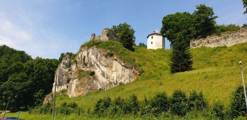 From Krakow: Ojców National Park & Ogrodzieniec Castle Tour - FAQ