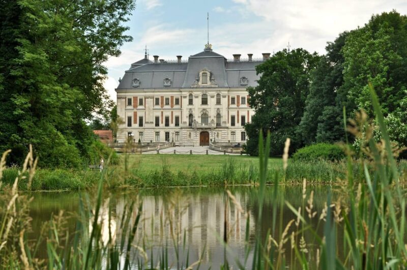 From Krakow: Pszczyna Castle and Bison Reserve Day Trip - In-Depth Review of the Pszczyna Day Trip