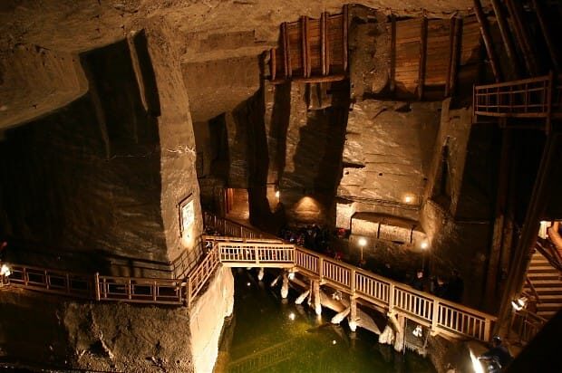 From Kraków: Wieliczka Salt Mine Guided Tour with Transport - Experience the Wieliczka Salt Mine with Convenient Transport from Kraków