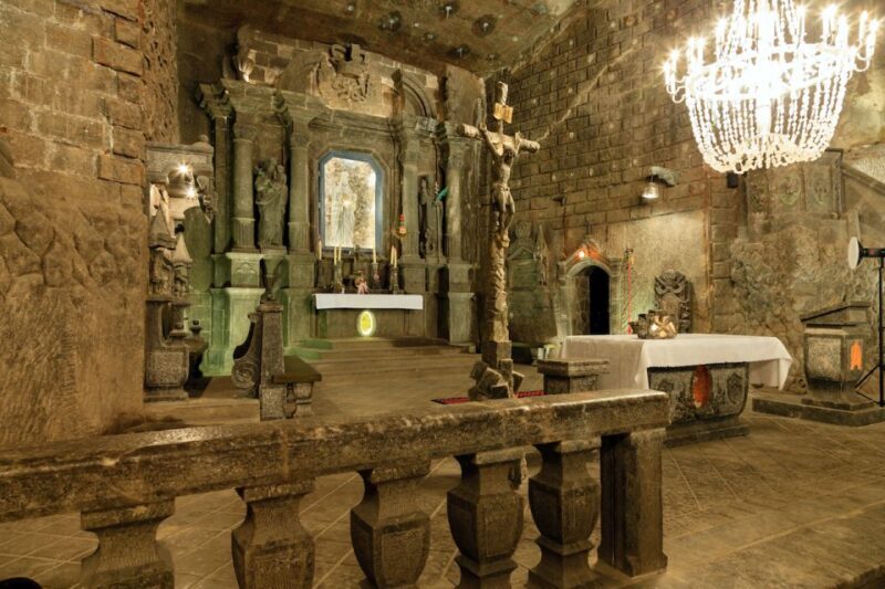 From Krakow: Wieliczka Salt Mine Tour with Guide - Discover the Wieliczka Salt Mine from Krakow: An Authentic Underground Journey