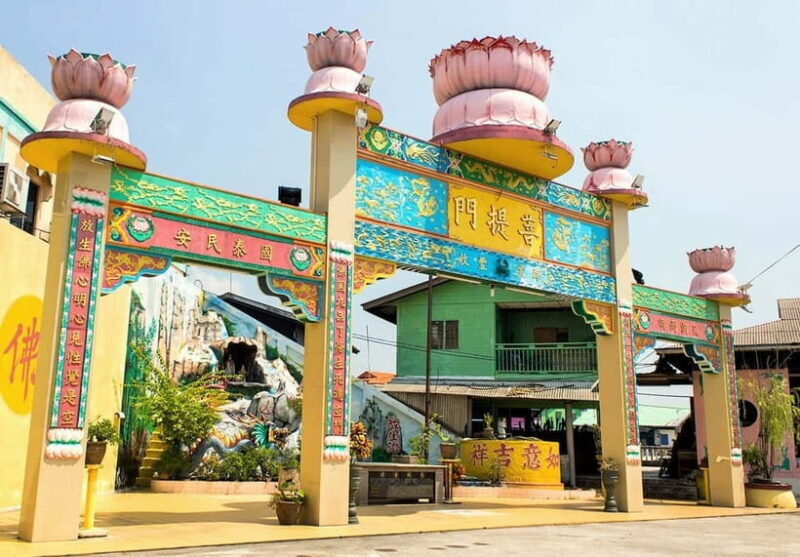 From Kuala Lumpur: Crab Island Tour with Seafood Lunch - A Well-Balanced Tour for Curious Travelers