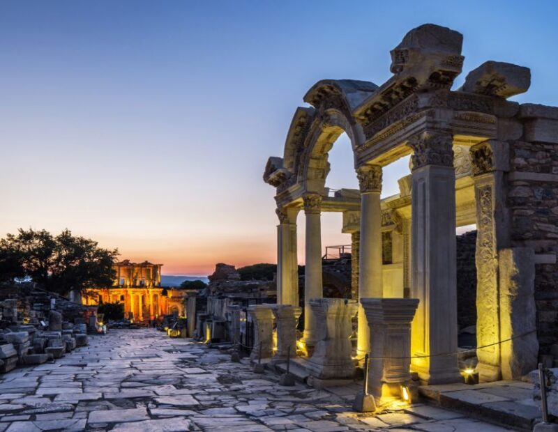 From Kusadasi: Ephesus and Pamukkale 2 Day Private Tour - Detailed Review of the Tour Experience