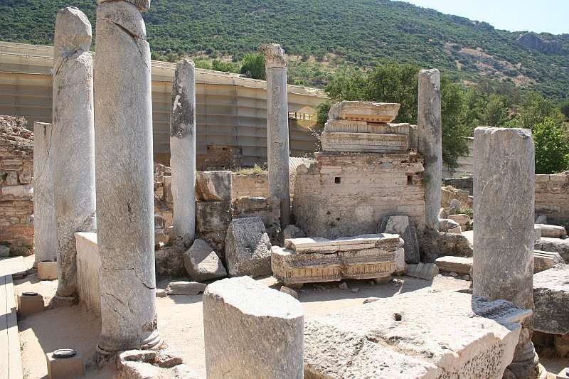 From Kusadasi or Izmir: Ephesus Private Tour - A Deep Dive into the Experience