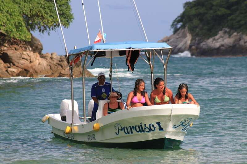 From La Crucecita: Private Huatulco 7 or 5 Bays Boat Trip - Authentic Experiences Based on Reviews