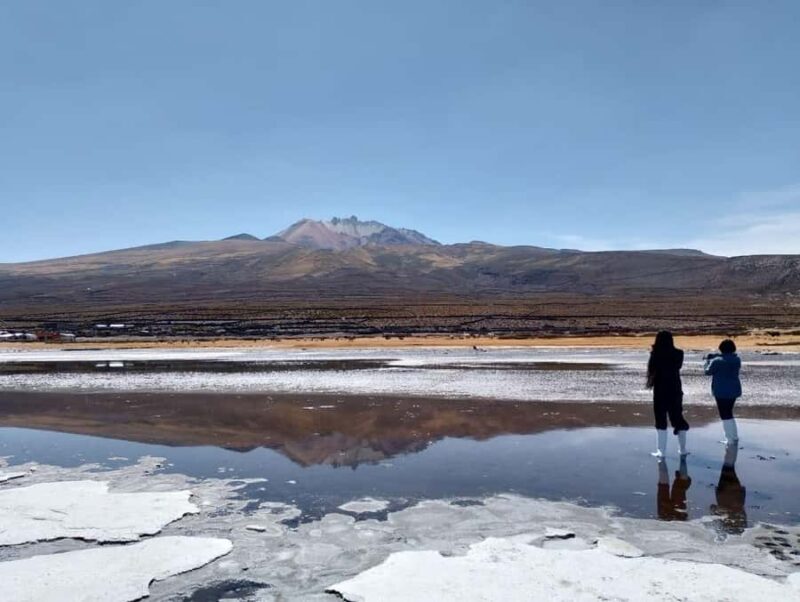 From La Paz: 2-Day Uyuni tour by flight - Key Points