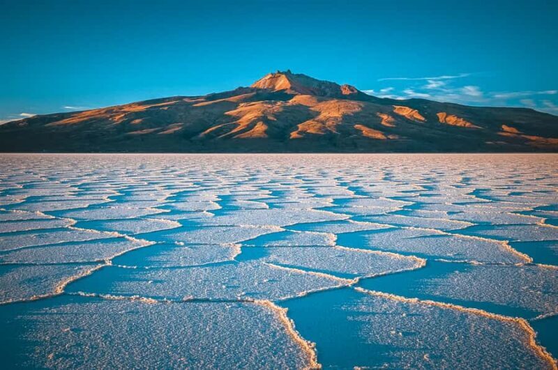 From La Paz: 3-Day Uyuni Salt Flat and Incahuasi Island Tour - An In-Depth Look at the 3-Day Uyuni Salt Flat Tour