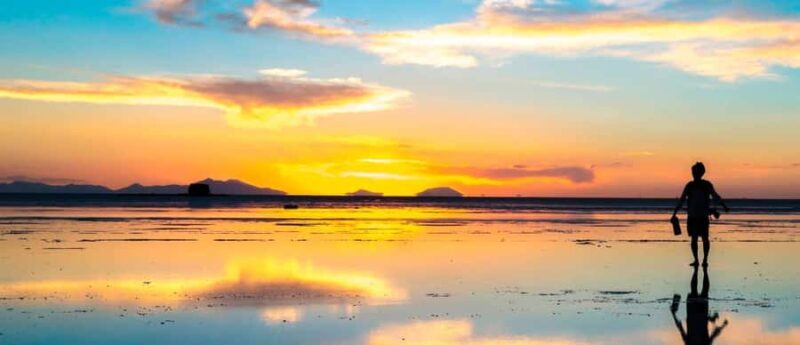 From La Paz: Uyuni Salt Flats 2-Day Tour with Bus Transfers - From La Paz: Uyuni Salt Flats 2-Day Tour with Bus Transfers