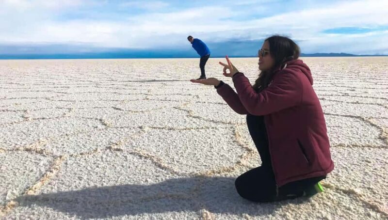 From La Paz: Uyuni Salt Flats 2-Day Tour with Bus Transfers - Who Should Consider This Tour?