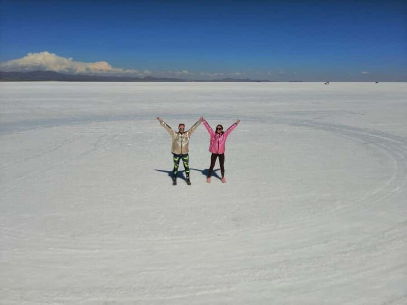 From La Paz: Uyuni salt flats and red lagoon by bus - Visiting Lagoon Wonders and Geysers