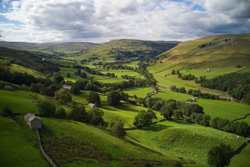From Lake District: Full-Day Yorkshire Dales Tour - FAQs