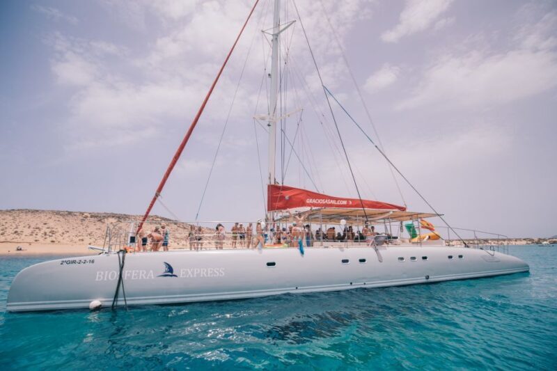 From Lanzarote: Sailing Day Trip Around La Graciosa - In-Depth Review: A Day on the Water from Lanzarote to La Graciosa