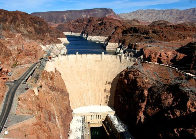 From Las Vegas: Grand Canyon West 5-in-1 Tour with Rim Lunch - Who is this tour best for?