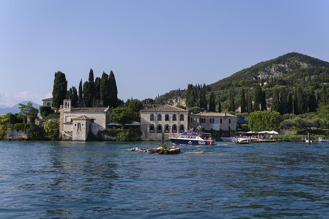 From Lazise: Southern Lake Garda cruise with lunch - Key Points