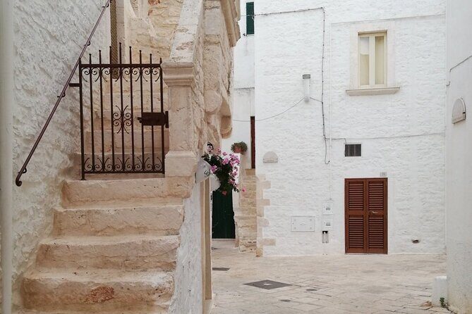 From Lecce: Alberobello, Locorotondo, Ostuni & Apulian brunch - Overall Value and Suitability