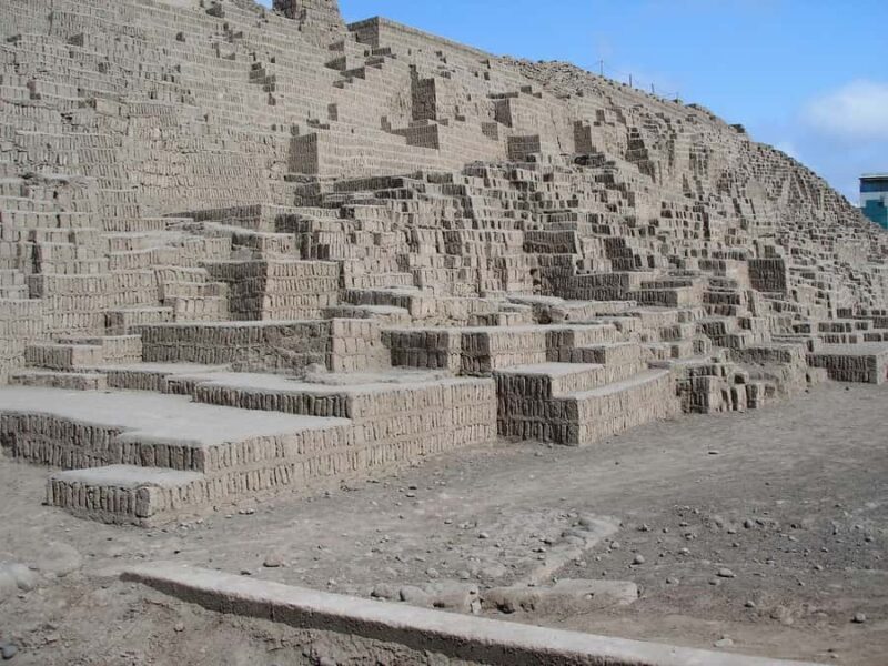 From Lima: Miraflores + Huaca Pucllana Tour - Who Should Consider This Tour?