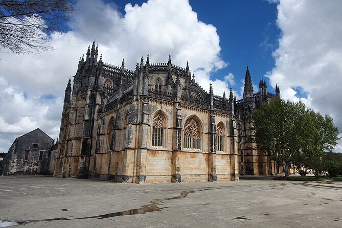 From Lisboa: Fátima, Nazaré, Óbidos & Batalha Small-Group Tour - Frequently Asked Questions