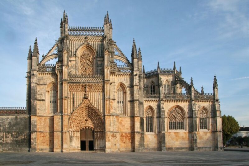 From Lisbon: Big Waves Nazaré, Óbidos & Batalha - Frequently Asked Questions