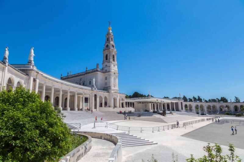 From Lisbon: Fatima, Batalha, Nazare and Obidos Tour - Experience the Charm of Portugal’s Sacred and Scenic Sights in a Full-Day Tour