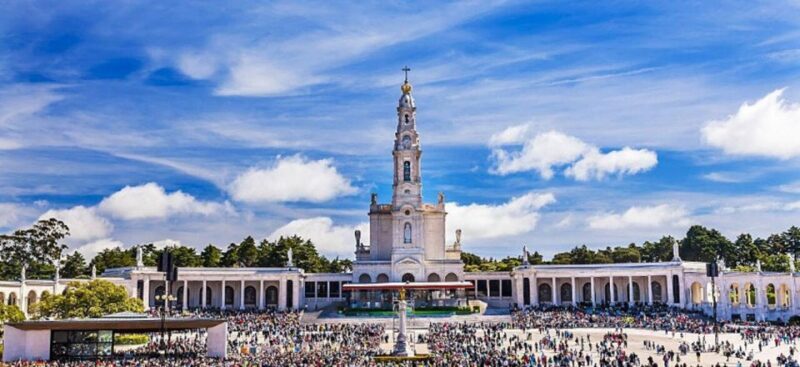 From Lisbon: Fátima, Nazaré, Batalha, and Óbidos Guided Tour - FAQ