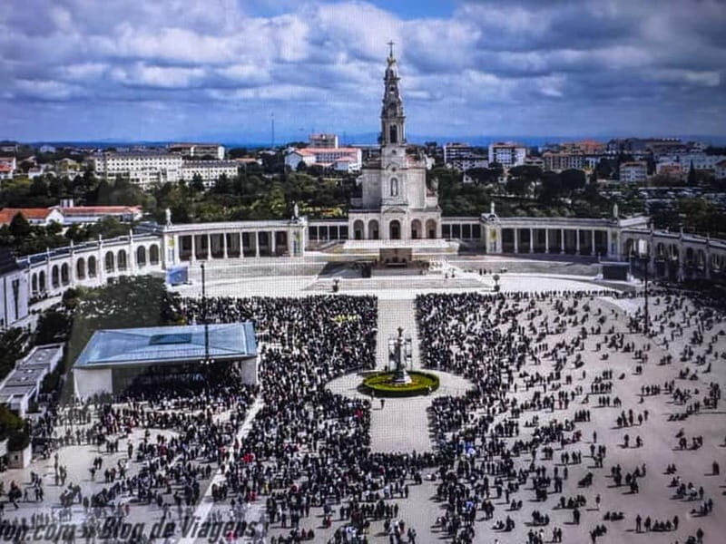 From Lisbon: Fátima, Nazaré & Óbidos Special Van Tour - Who Should Consider This Tour?