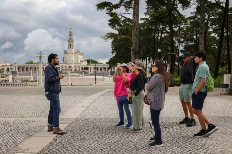 From Lisbon: Fátima, Óbidos, and Nazaré Small Group Day Tour - The Comfort and Convenience of the Tour