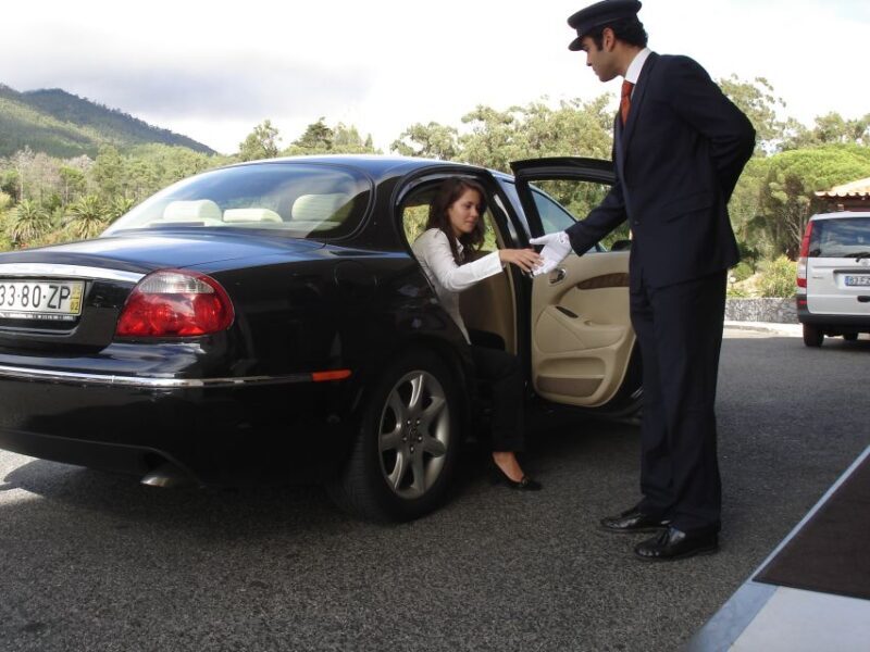 From Lisbon: Full-Day Sintra Tour by Luxury Car or Minivan - Exploring Sintra from Lisbon: A Full-Day Private Tour by Luxury Car or Minivan