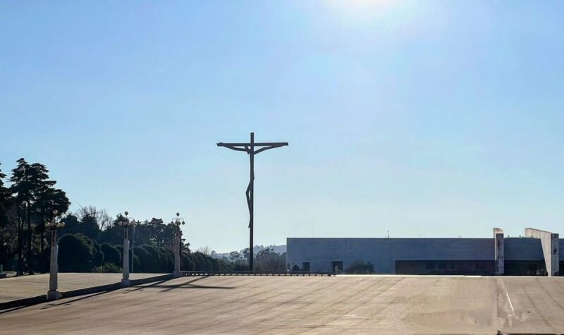 From Lisbon: Nazaré, Fátima, and Batalha Day Trip - Practicalities & Tips for Making the Most of the Trip