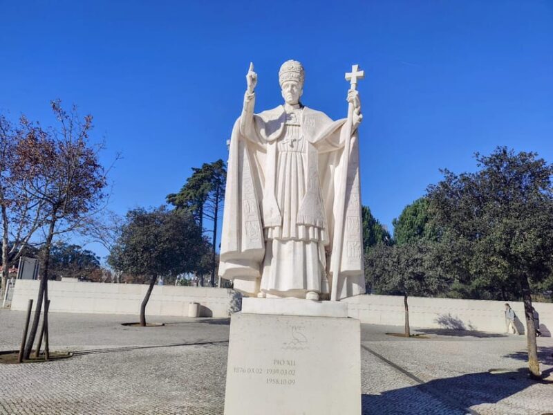 From Lisbon: Nazaré, Fátima, and Batalha Day Trip - FAQ