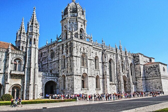 From Lisbon: Private Full Day Tour, Lisbon & Sintra - Starting Point: Lisbon’s Green Vista at Parque Eduardo VII