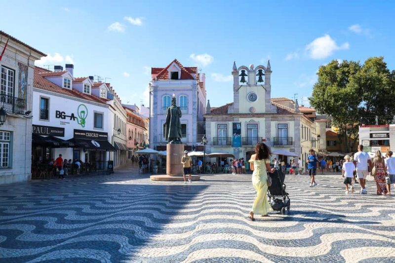 From Lisbon: Small Group Sintra, Pena Palace, Cascais&Belém - FAQ