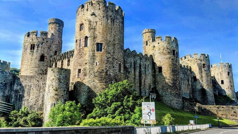 From Llandudno: Portmeirion, Snowdonia and Castles Tour - FAQ