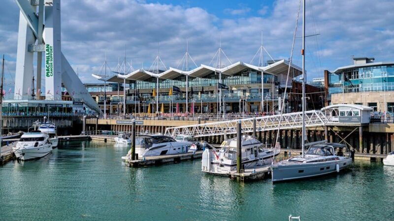 From London: Portsmouth Spinnaker Tower Entry & Rail Ticket - Final Thoughts: Who Should Consider This Tour?