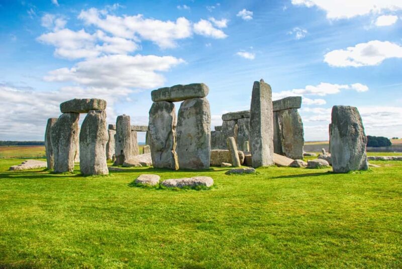 From London: Private Trip to Stonehenge with Hotel Transfer - FAQ