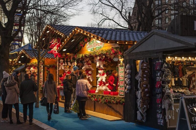 From London: Salisbury and Winchester Christmas Markets Tour - Who Is This Tour Best For?