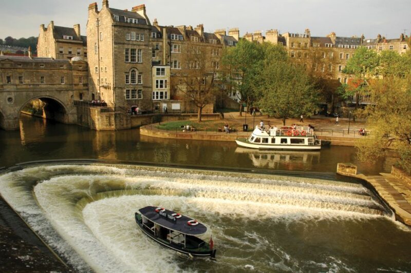 From London: Stonehenge, Bath & Lacock Full-Day Sunrise Tour - FAQ