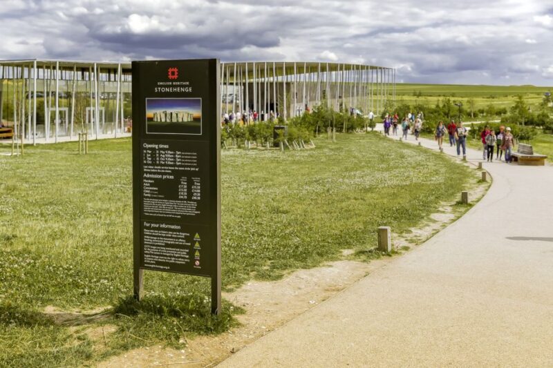 From London: Stonehenge Half-Day Tour - A Closer Look at the Tour Experience