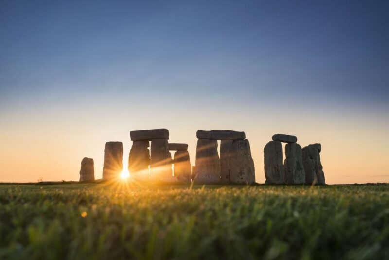 From London: Stonehenge, Windsor and Salisbury Guided Tour - Key Points