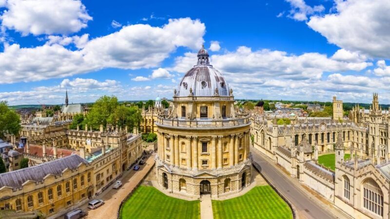 From London: Windsor, Stonehenge & Oxford Private Car Tour - From London: Windsor, Stonehenge & Oxford Private Car Tour — A Truly Balanced Day of British Icons
