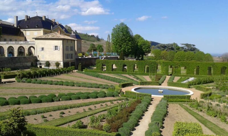 From Lyon : Beaujolais - Pérouges Full Day Shared Trip - A Closer Look at the Experience