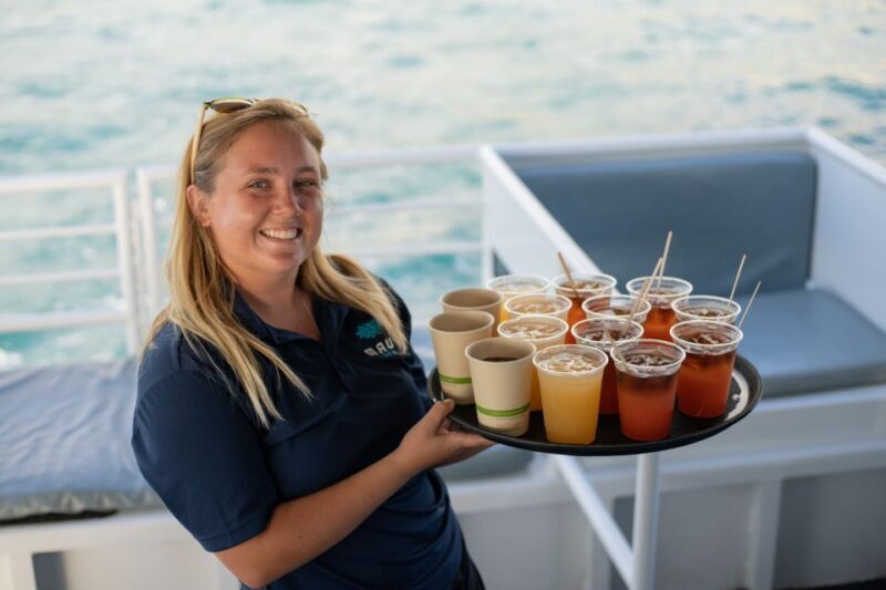 From Ma'alaea: Sunset Dinner Cruise Aboard the Quicksilver - The Experience in Detail