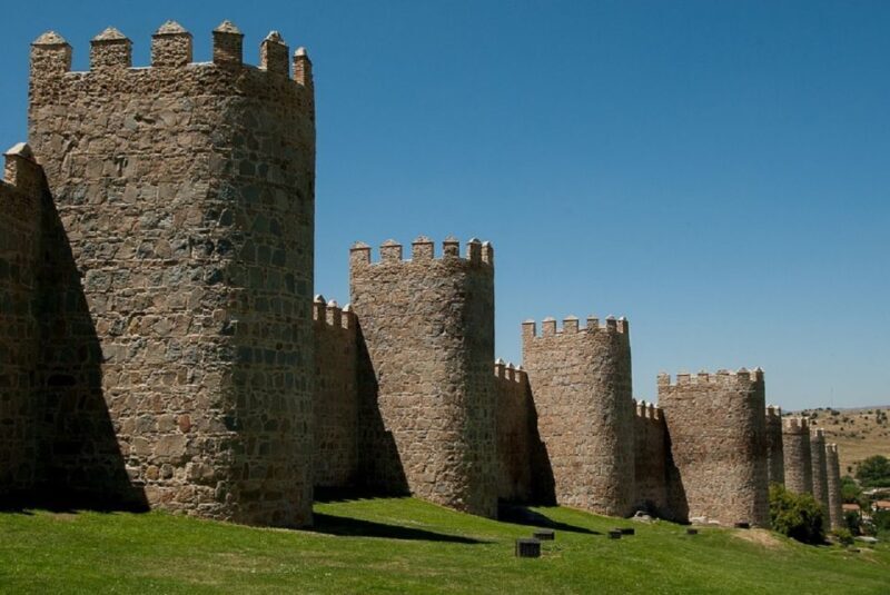 From Madrid: Day-Trip to Segovia, Avila & Toledo - FAQ